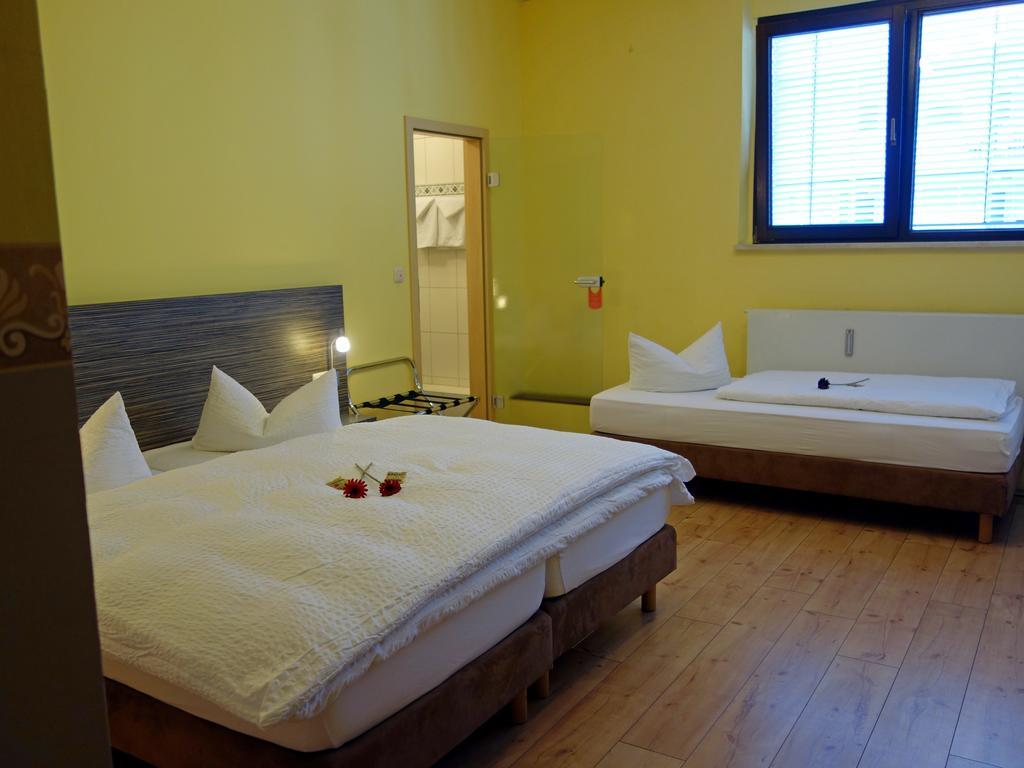 Stadthotel Ρέγκενσμπουργκ Δωμάτιο φωτογραφία