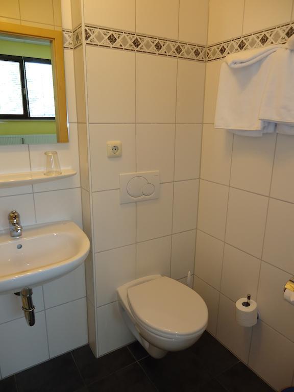 Stadthotel Ρέγκενσμπουργκ Δωμάτιο φωτογραφία